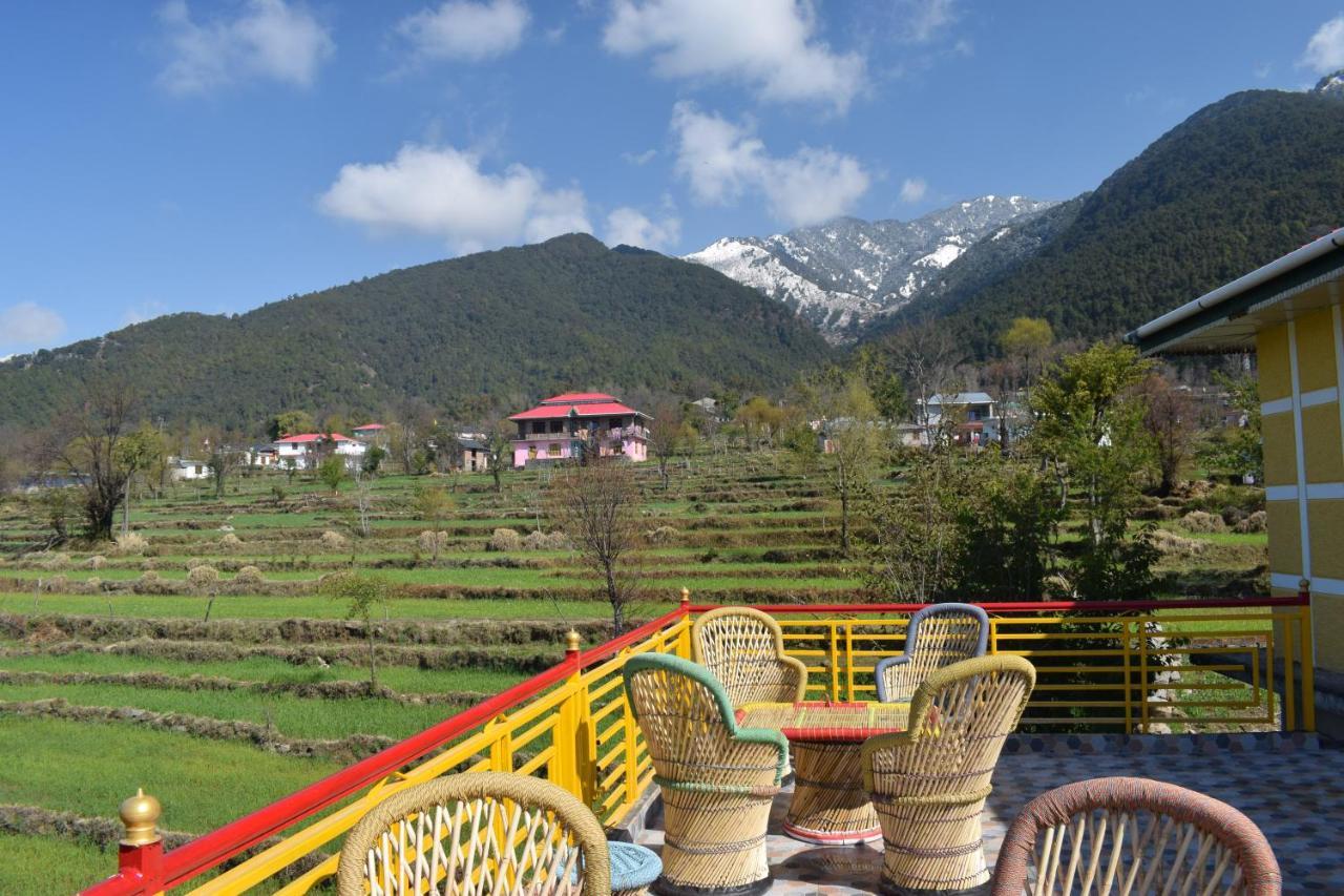 Bir Nest Hostel Buitenkant foto